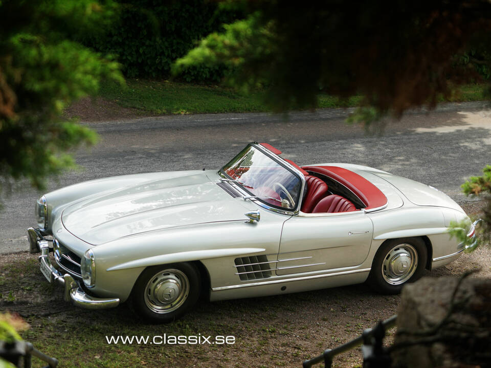 Image 1/26 of Mercedes-Benz 300 SL Roadster (1957)