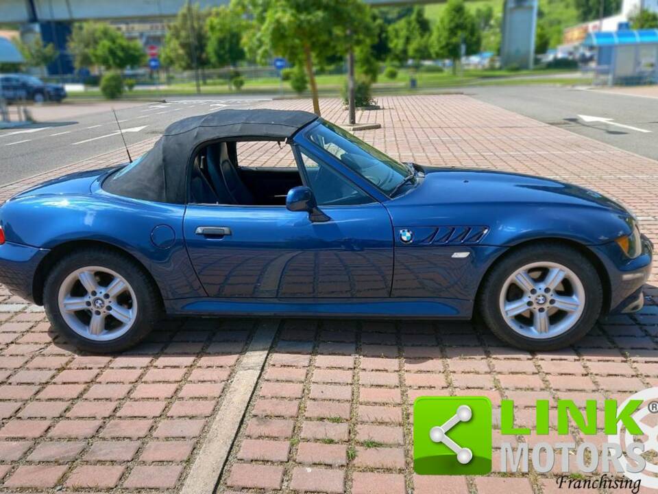 Bild 8/10 von BMW Z3 2.2i (2000)