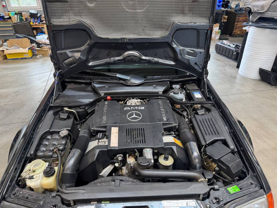 Imagen 35/46 de Mercedes-Benz 500 SL 6.0 AMG (1992)