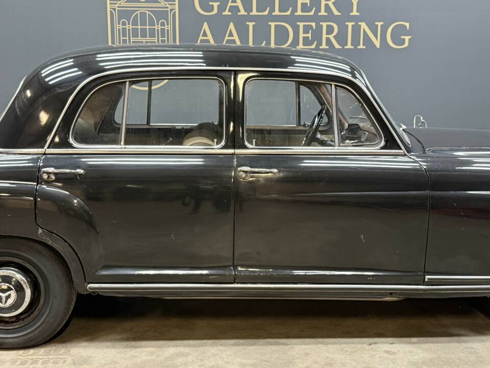 Image 34/50 of Mercedes-Benz 220 S (1955)