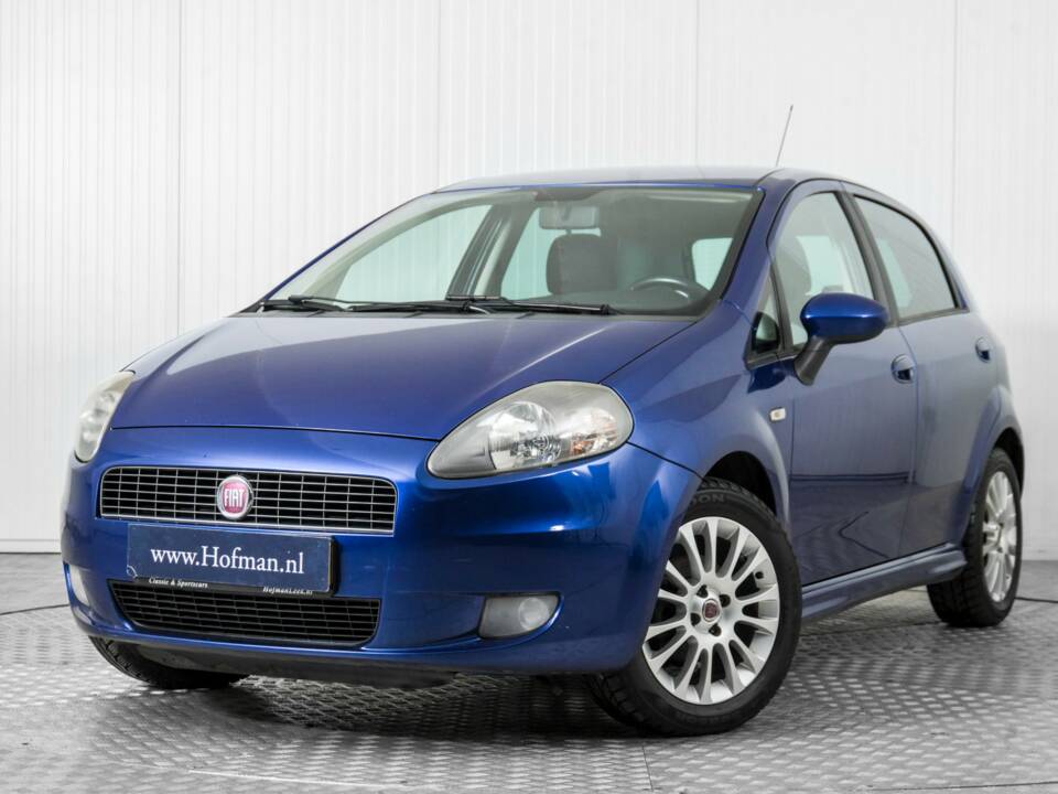 Bild 3/50 von FIAT Grande Punto 1.4 (2009)