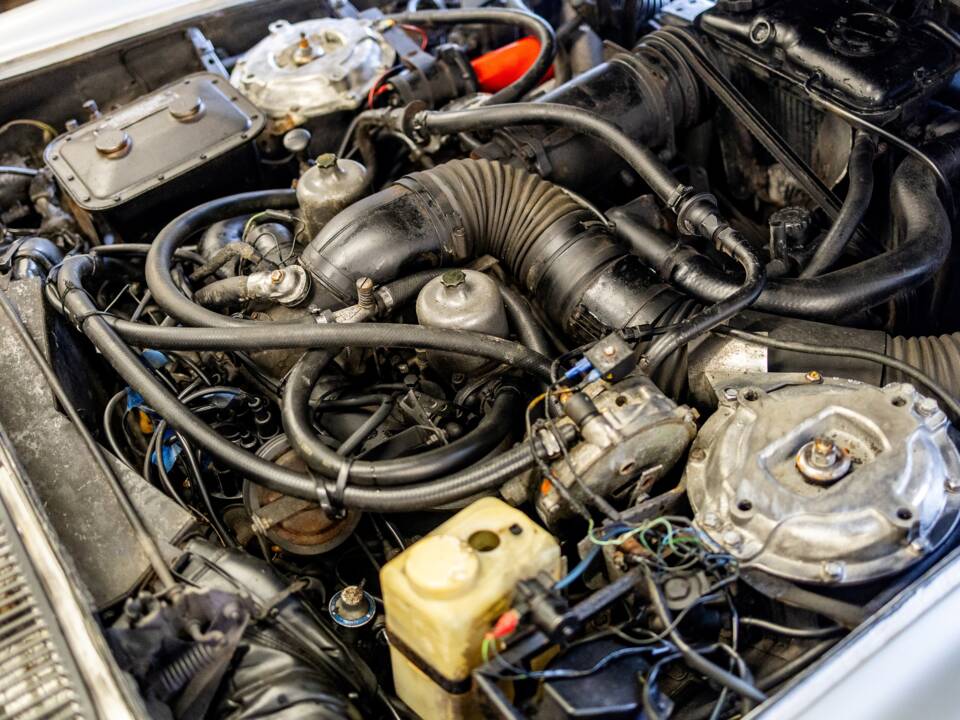 Afbeelding 6/39 van Rolls-Royce Corniche I (1976)