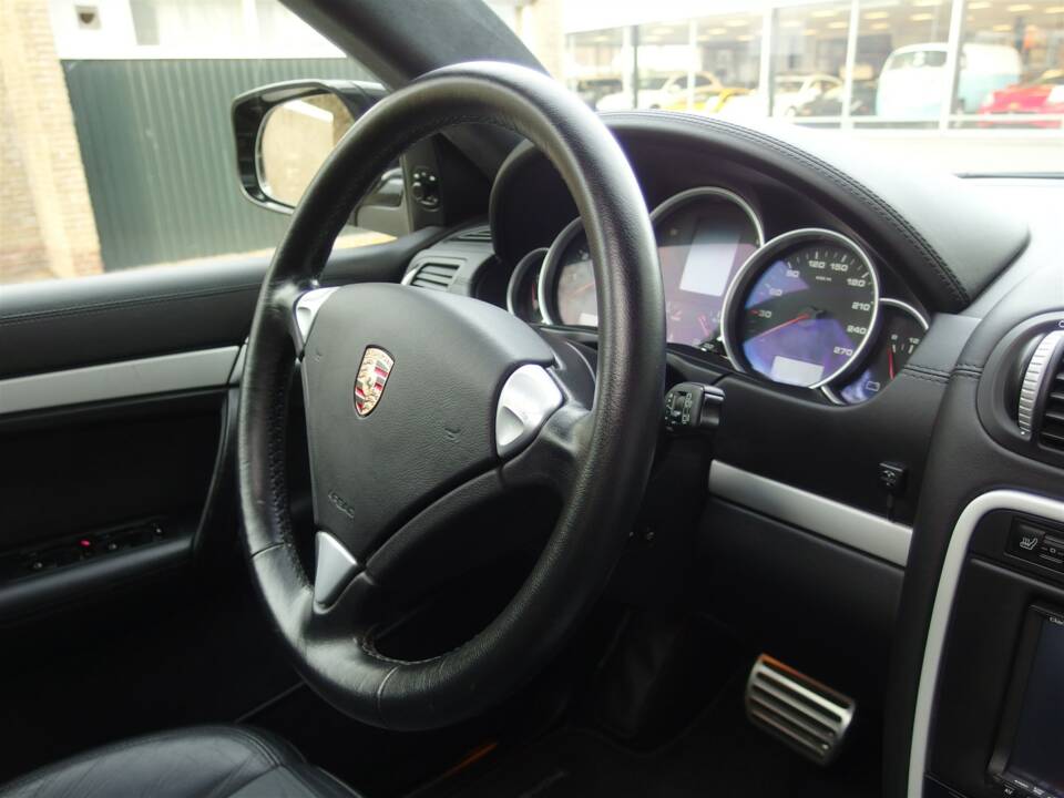 Immagine 43/99 di Porsche Cayenne GTS (2008)