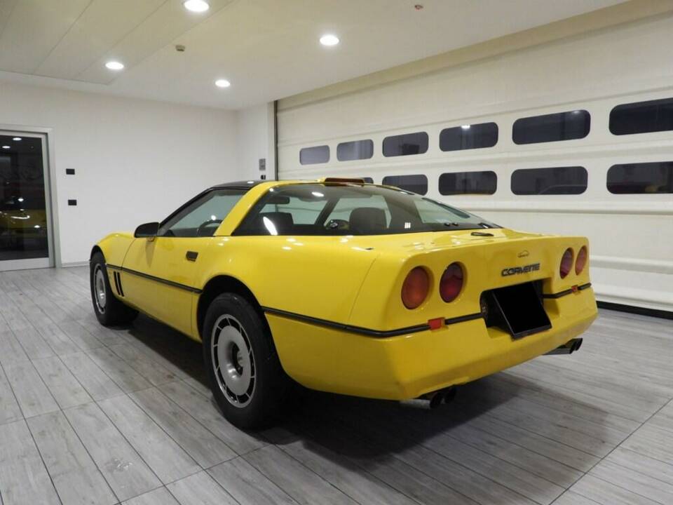 Image 3/15 de Chevrolet Corvette (1984)