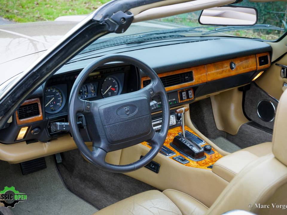 Imagen 6/38 de Jaguar XJ-S Convertible (1990)