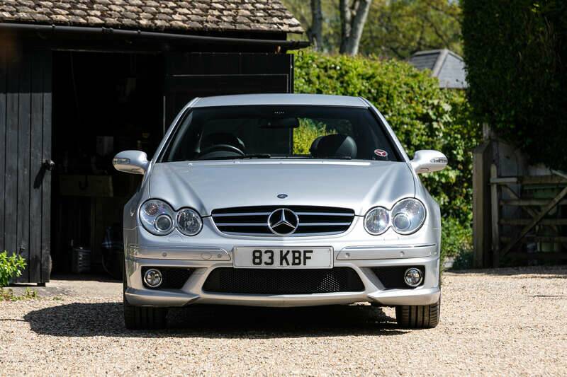 Afbeelding 6/34 van Mercedes-Benz CLK 63 AMG (2007)