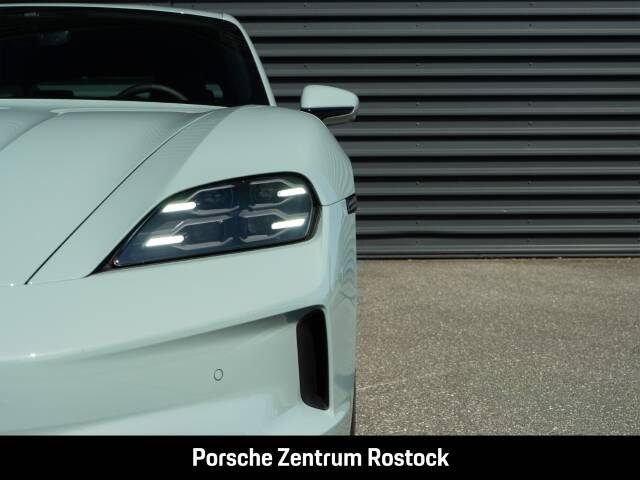 Obraz 3/35 pojazdu Porsche Taycan 4S (1900)