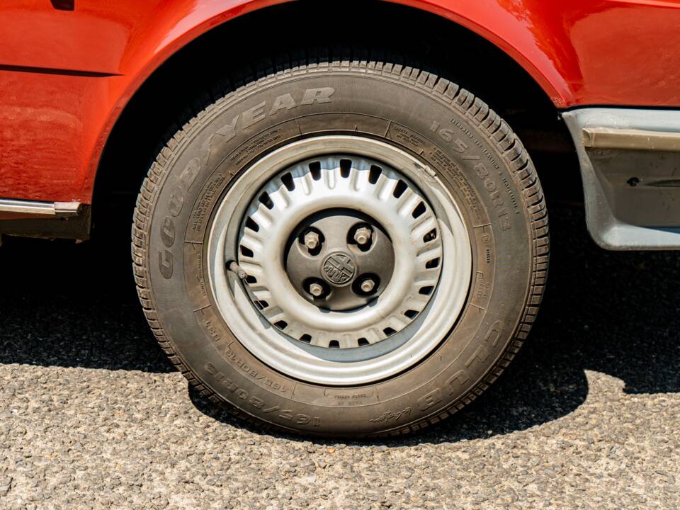 Imagen 20/50 de Alfa Romeo Giulietta 1.6 (1981)