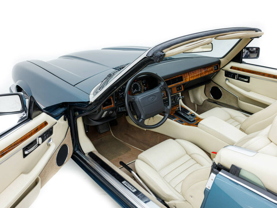 Bild 13/36 von Jaguar XJS 6.0 (1994)