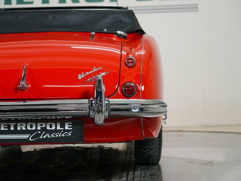 Image 23/43 of Austin-Healey 3000 Mk II (BJ7) (1963)