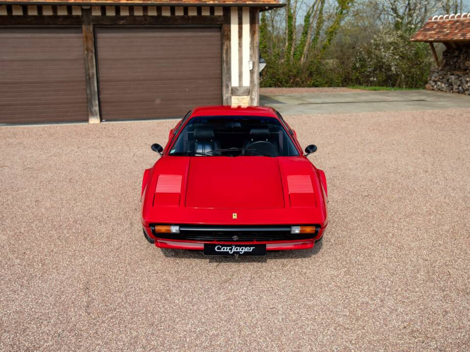 Image 10/42 of Ferrari 308 GTB (1976)