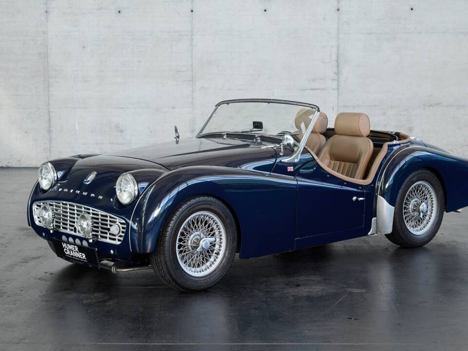 Image 2/50 of Triumph TR 3A (1959)