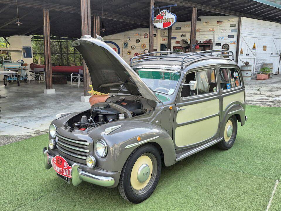 Image 33/42 of FIAT 500 C Belvedere (1953)