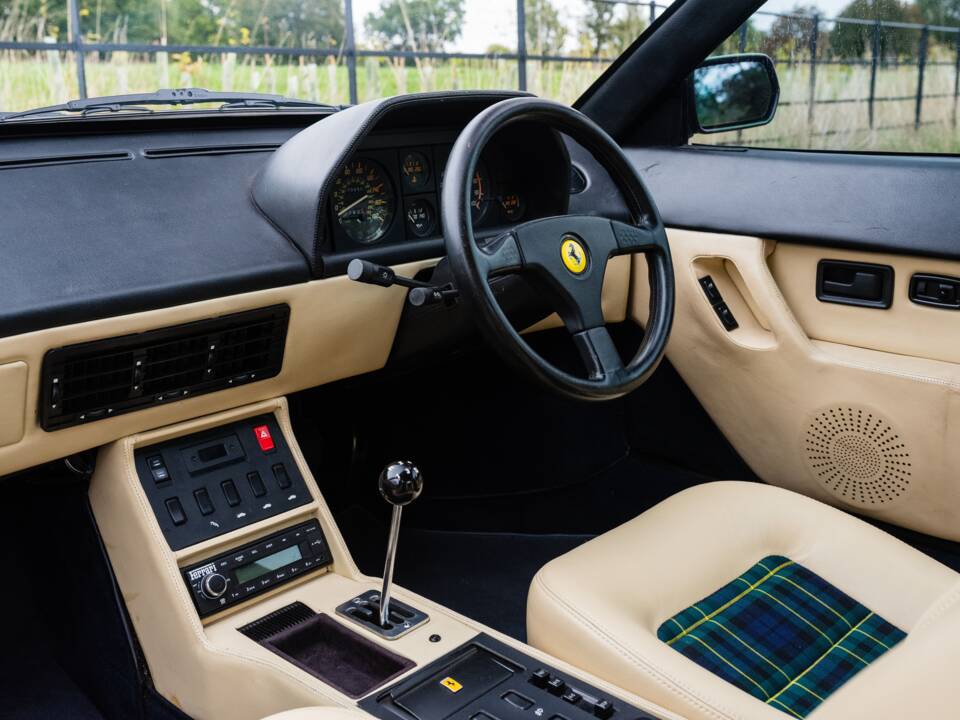 Imagen 37/58 de Ferrari Mondial T (1990)