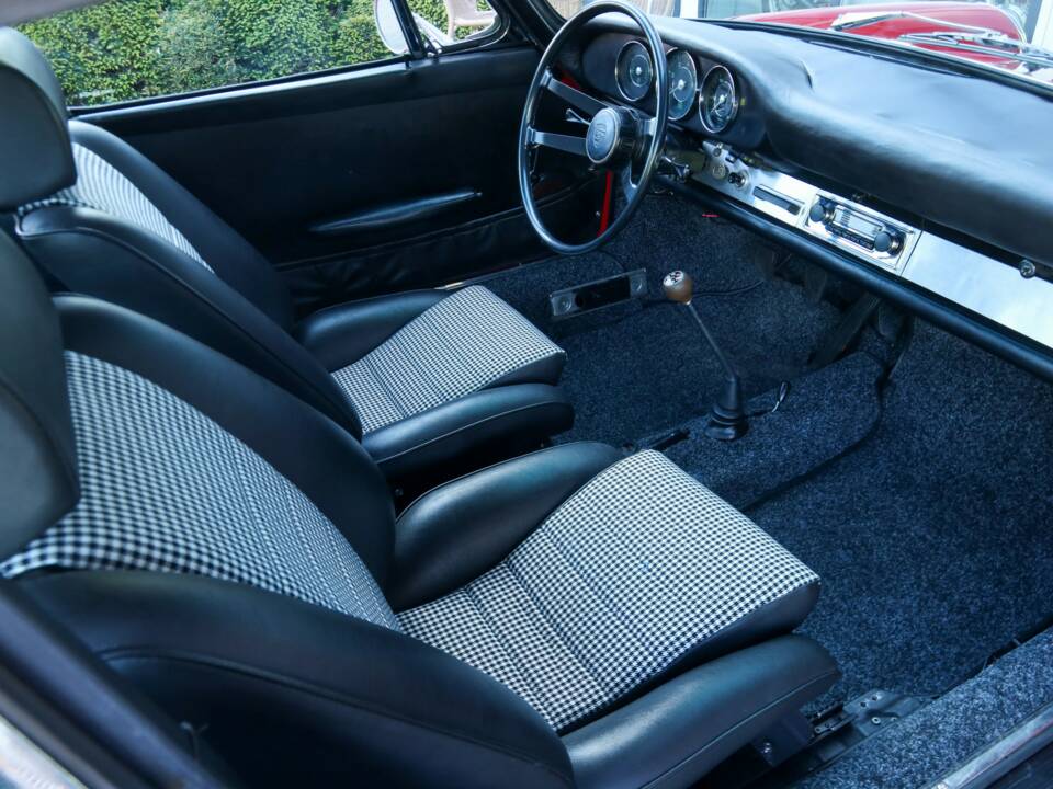 Immagine 28/50 di Porsche 912 (1966)