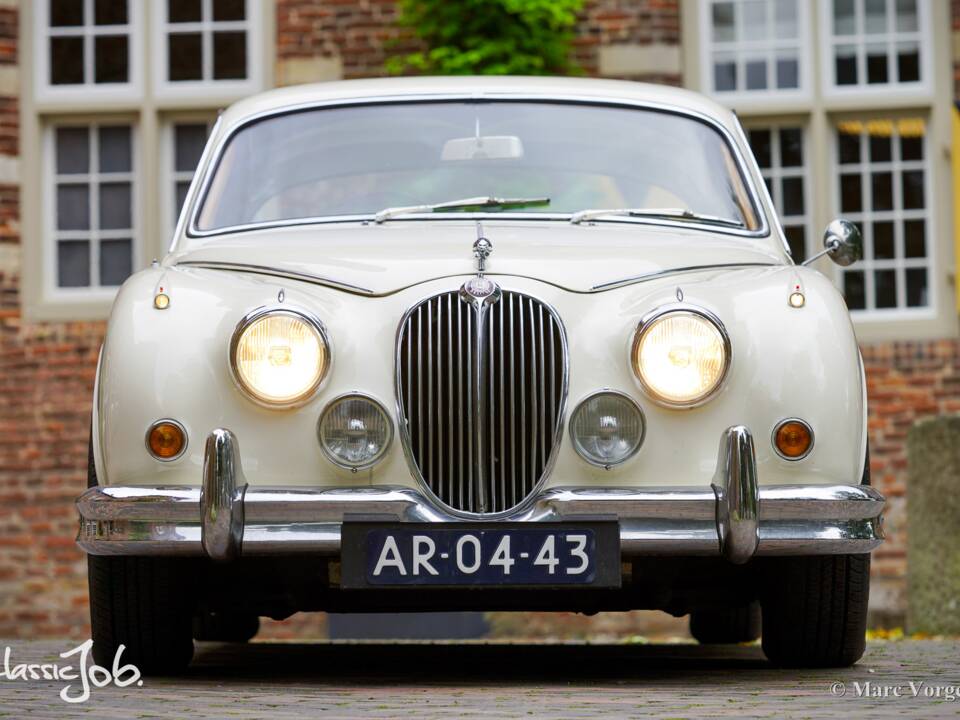 Immagine 1/46 di Jaguar Mk II 3.8 (1962)