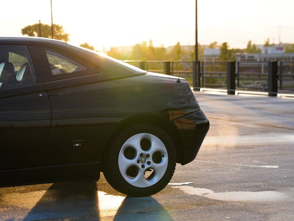 Imagen 55/90 de Alfa Romeo GTV 2.0 Twin Spark (1998)