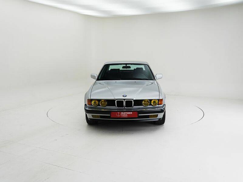 Immagine 5/15 di BMW 730i (1989)