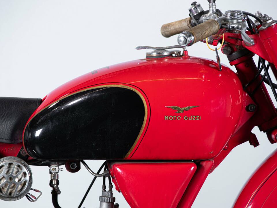 Image 40/50 of Moto Guzzi DUMMY (1955)
