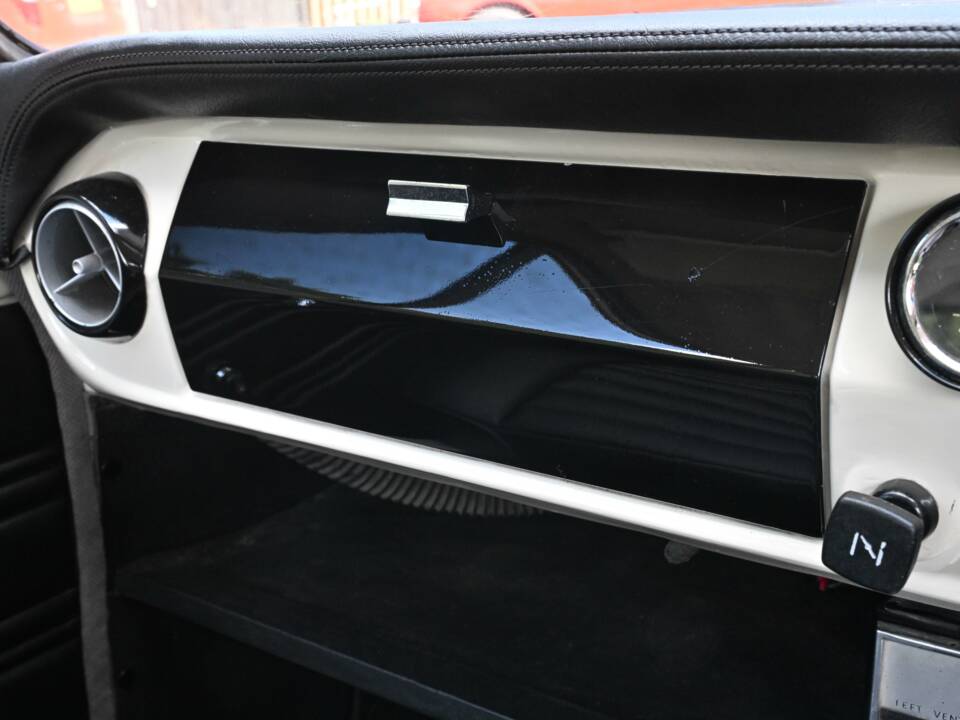 Bild 25/46 von Ford Cortina GT (1965)