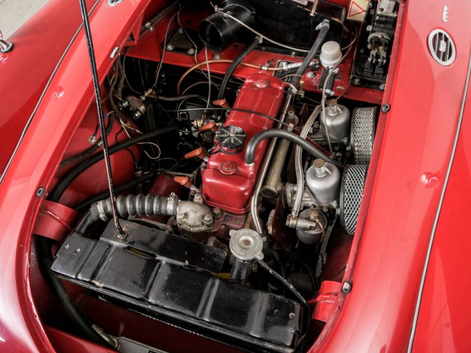 Imagen 38/50 de MG MGA 1600 (1961)
