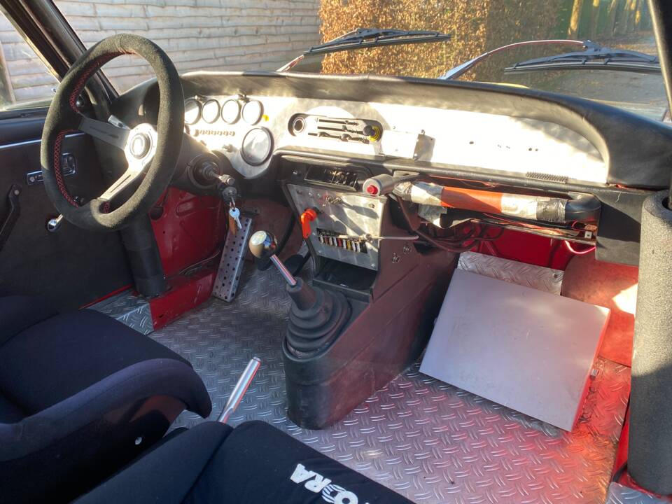 Image 8/12 of Lancia Fulvia Coupe Rallye (1968)