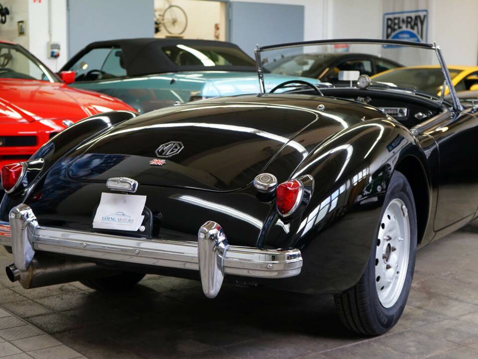 Immagine 20/46 di MG MGA 1500 (1959)