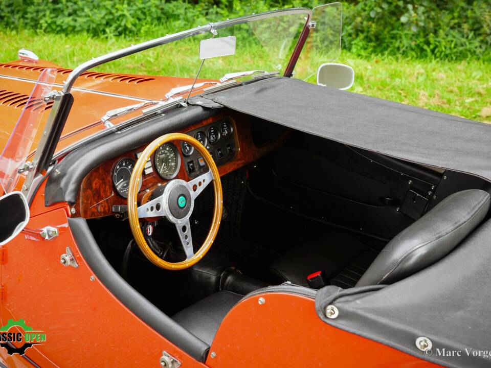 Image 29/49 of Morgan 4&#x2F;4 1600 (1986)