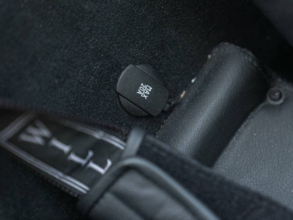 Immagine 38/50 di Westfield SEiGHT 4.6 V8 (1997)