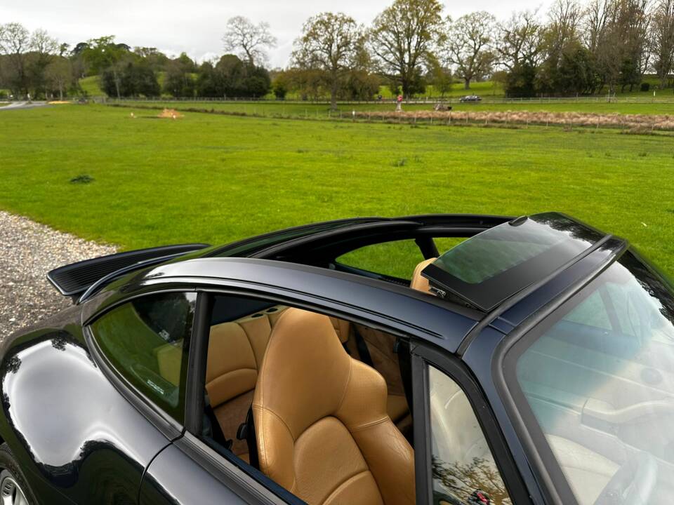 Bild 50/54 von Porsche 911 Targa (1997)