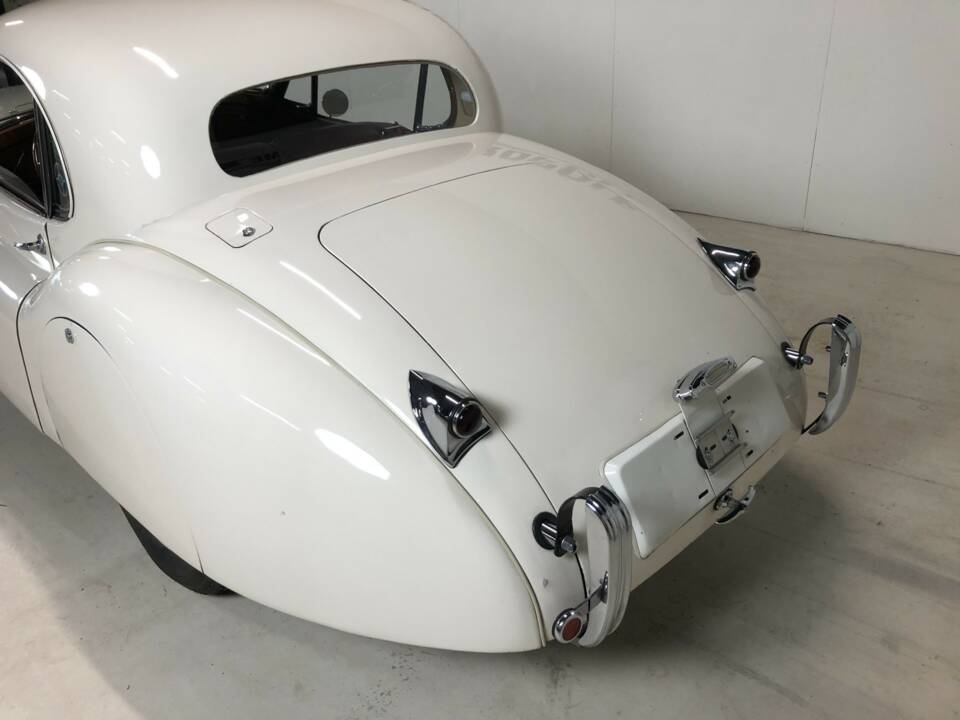 Imagen 8/24 de Jaguar XK 120 FHC (1952)