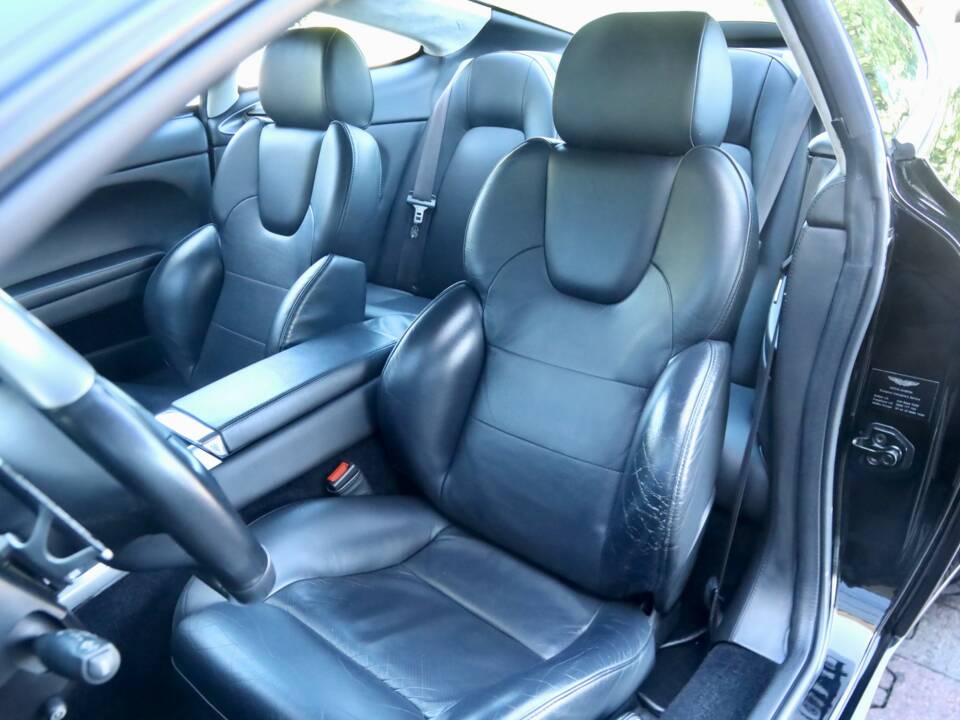 Image 33/50 of Aston Martin V12 Vanquish (2002)