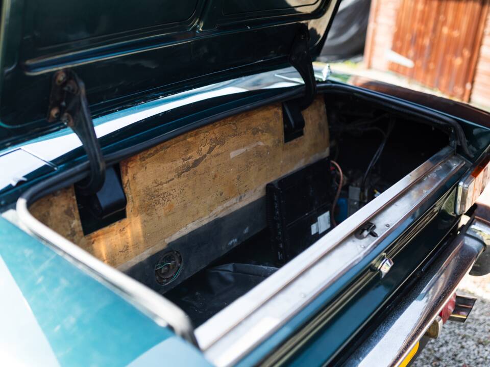 Bild 37/37 von Aston Martin V8 Volante (1979)