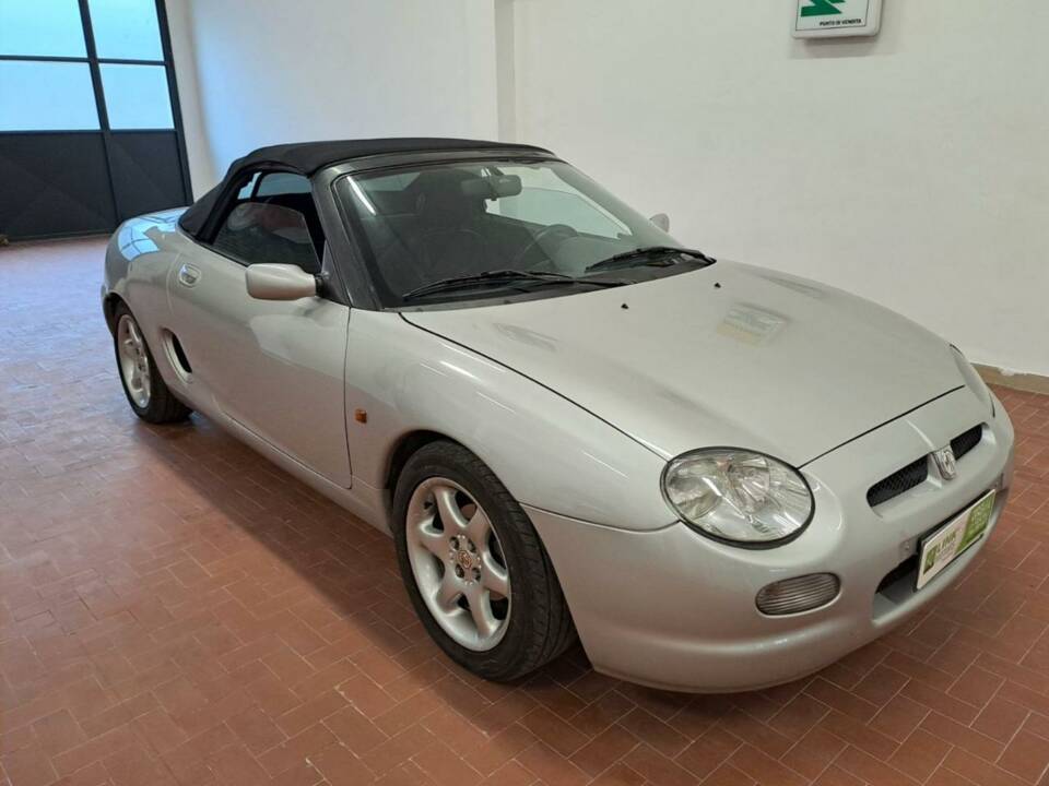 Immagine 47/50 di MG F 1.8i (1998)