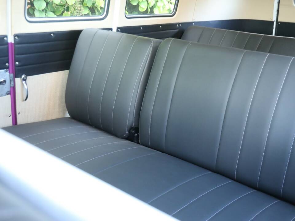 Image 34/50 de Volkswagen T1 Kombi (1958)