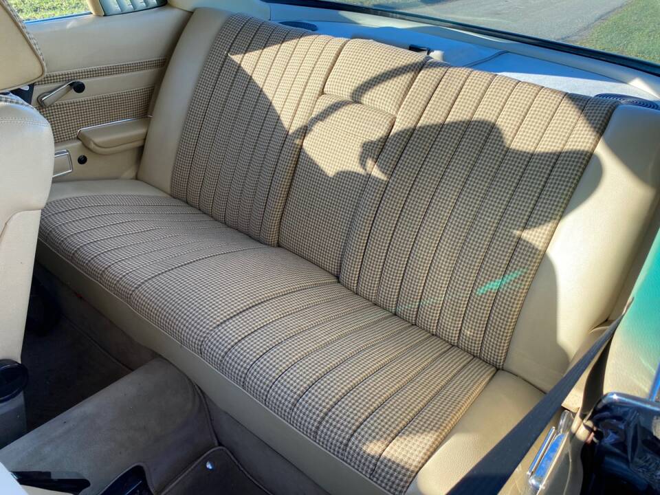 Image 13/20 of Mercedes-Benz 280 SLC (1977)