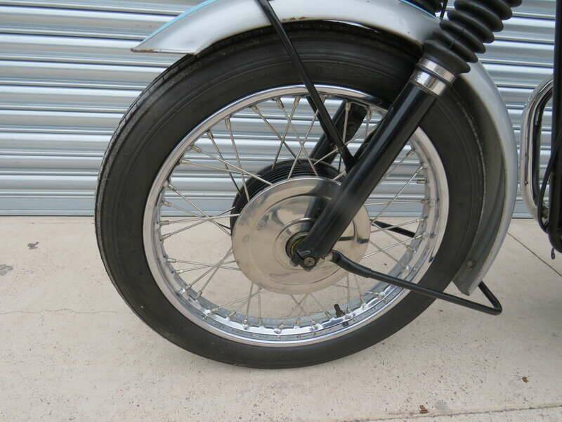 Bild 39/45 von Triumph T 120 Bonneville (1961)