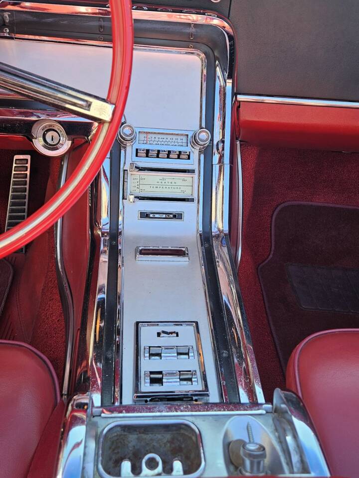 Image 13/24 of Ford Thunderbird (1964)