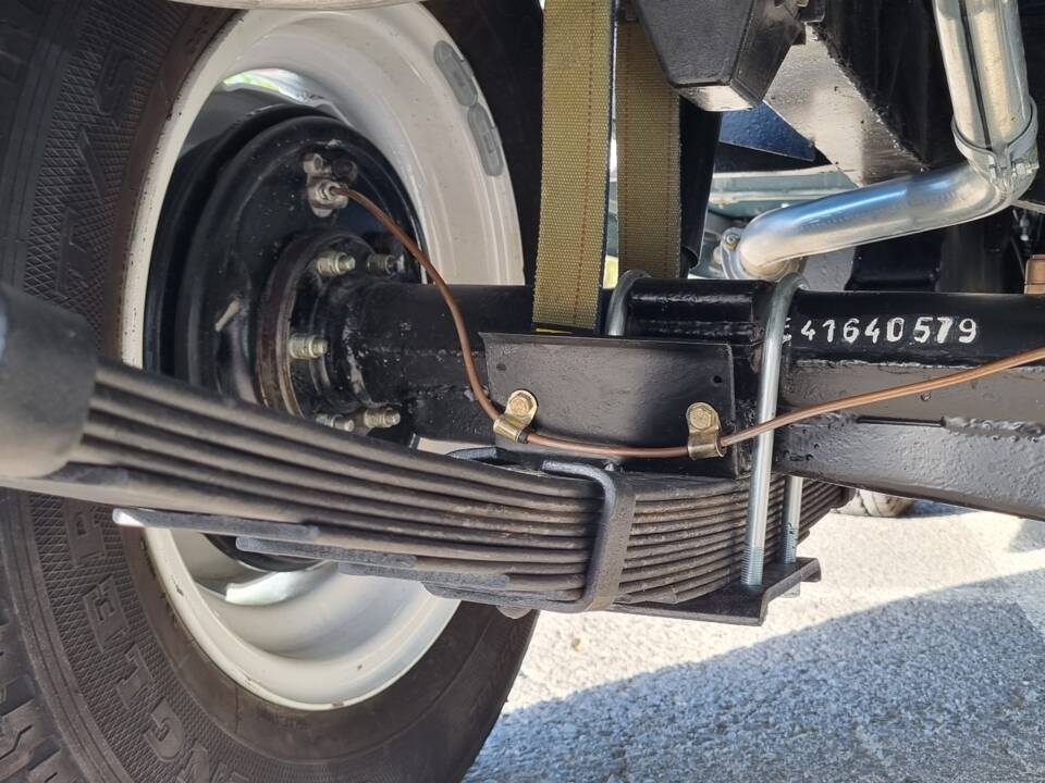 Bild 29/35 von Land Rover 88 (1976)