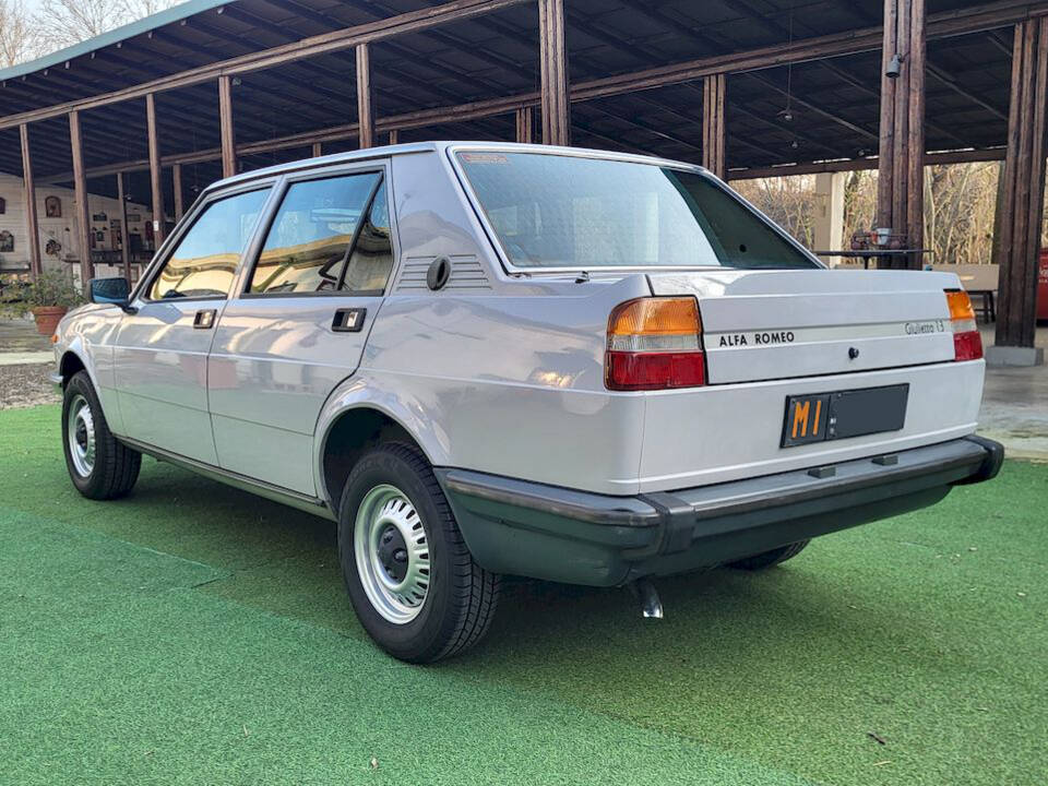 Image 14/51 of Alfa Romeo Giulietta 1.3 (1979)