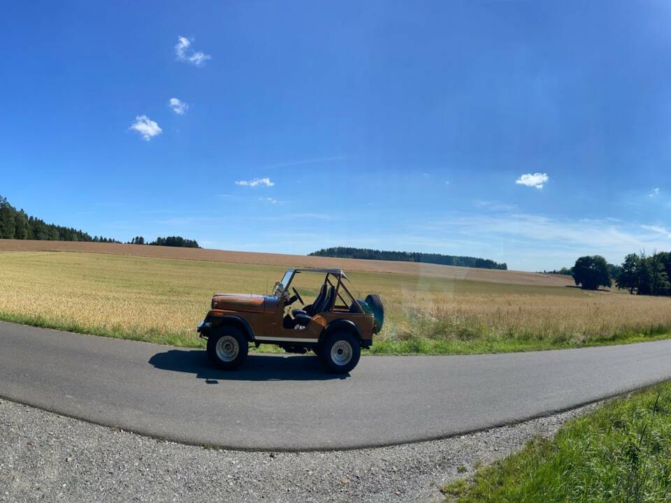 Image 26/49 de Jeep CJ-5 (1977)