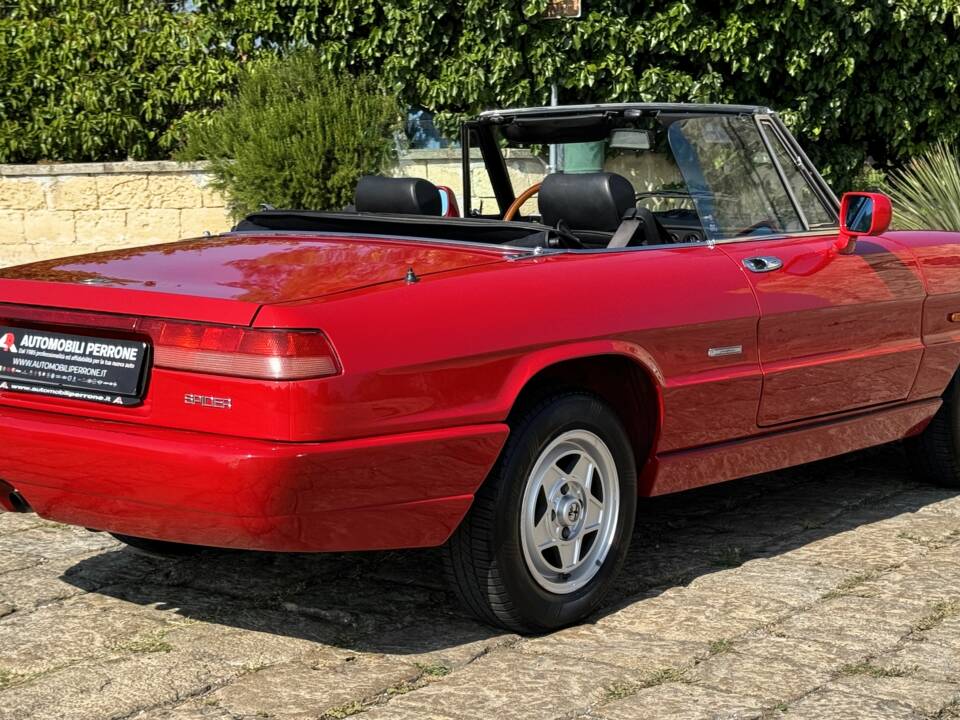 Bild 18/29 von Alfa Romeo 1.6 Spider (1992)