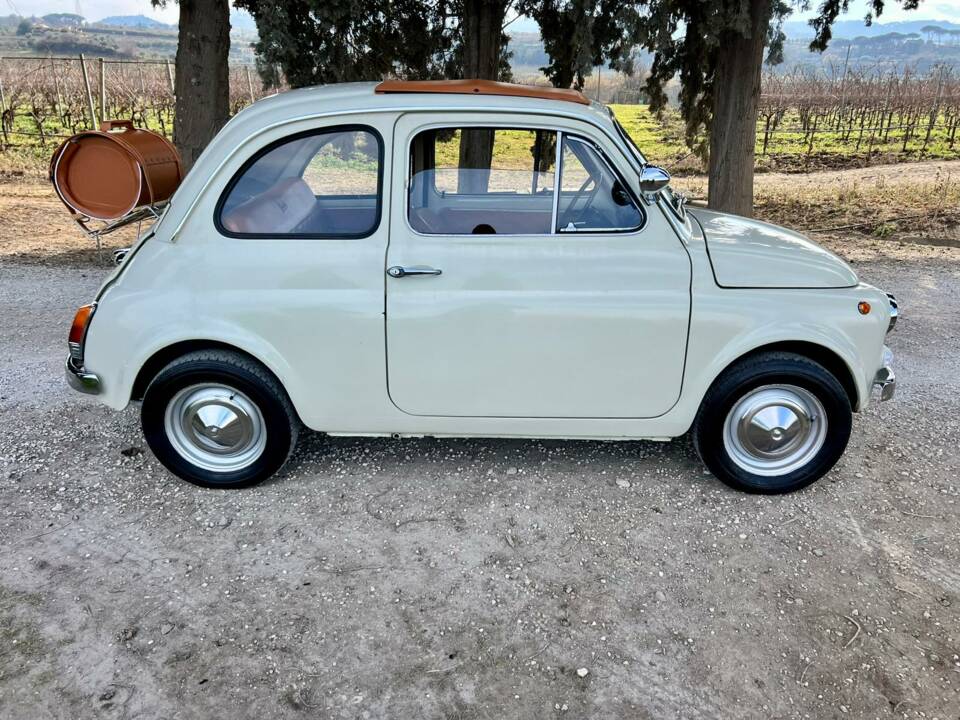 Image 27/73 of FIAT 500 F (1971)