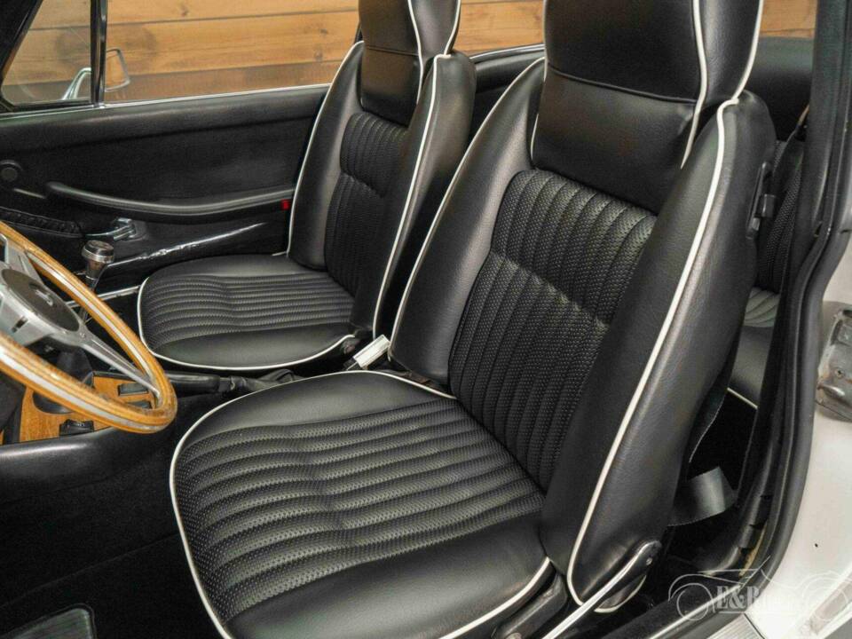 Bild 12/19 von Triumph Stag (1971)