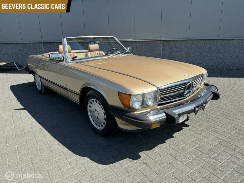 Imagen 8/41 de Mercedes-Benz 560 SL (1986)