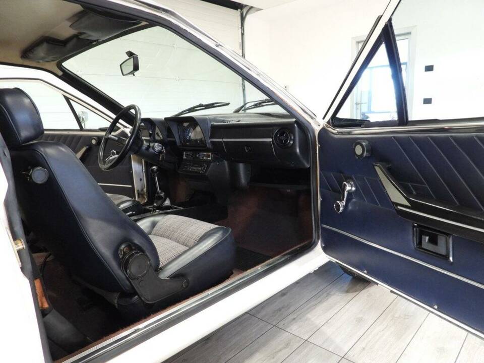 Bild 9/14 von Alfa Romeo Alfetta GT 1.6 (1979)