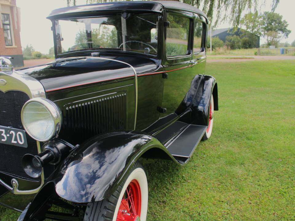 Image 5/55 of Ford Model A Tudor Sedan (1931)