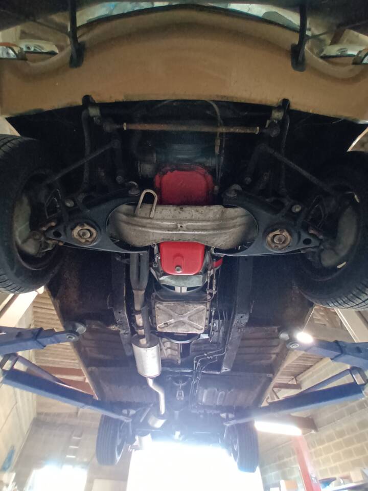 Image 61/73 of Volvo 1800 ES (1972)