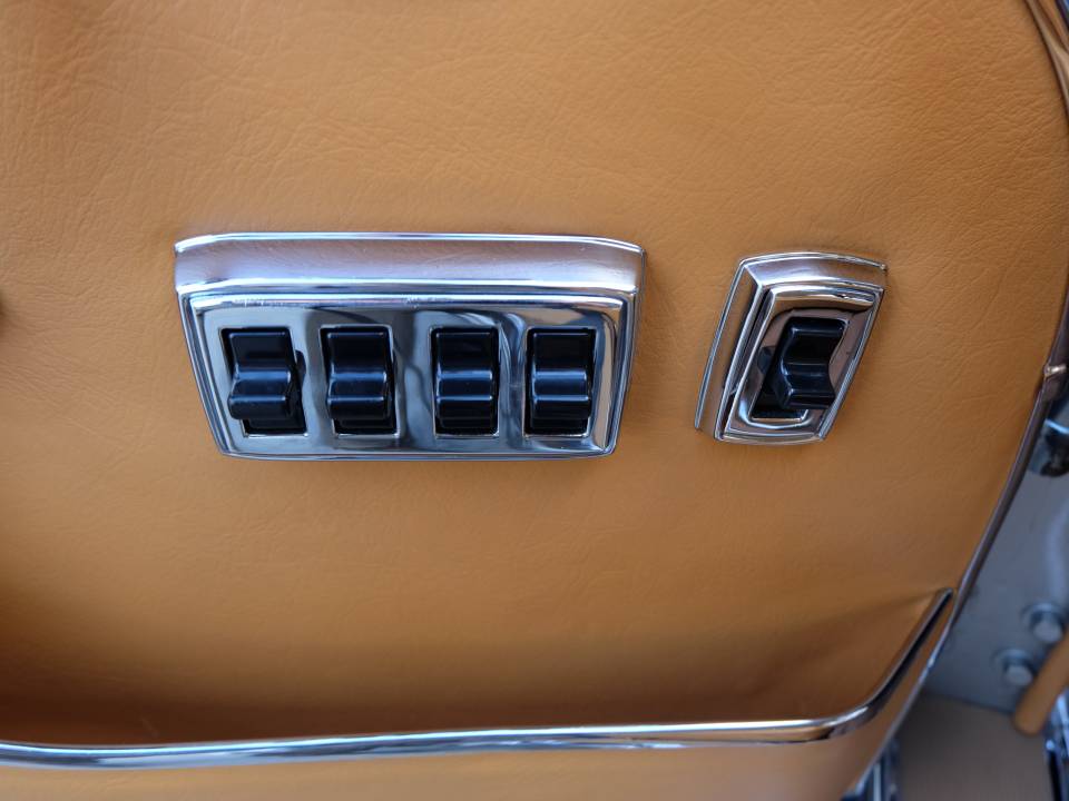 Bild 26/50 von Mercedes-Benz 300 SE (1967)