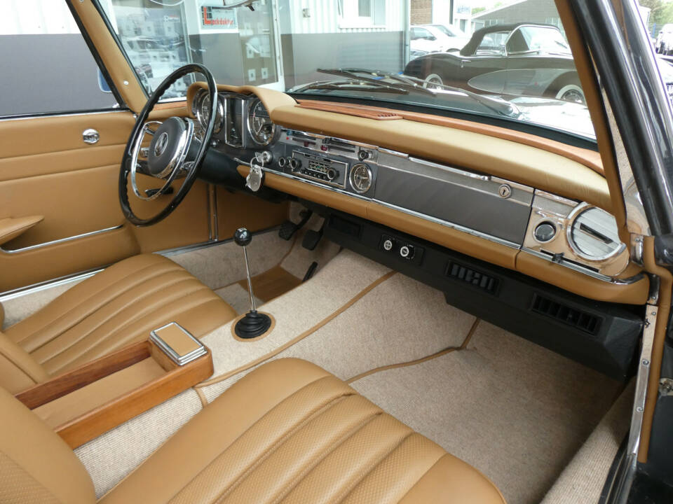 Afbeelding 12/23 van Mercedes-Benz 230 SL (1965)